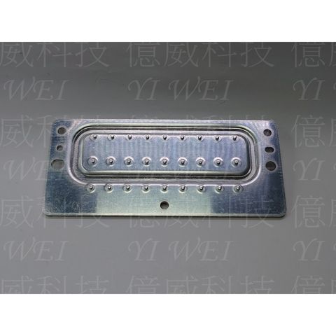 tw-11134207-7rbke-m8y8fj1xrox3aa