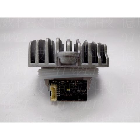 tw-11134207-7rbkc-m8zp2urwzekl6f