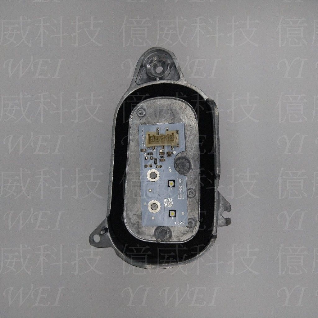 tw-11134207-7rbk4-m8eo01kv2ah1ec