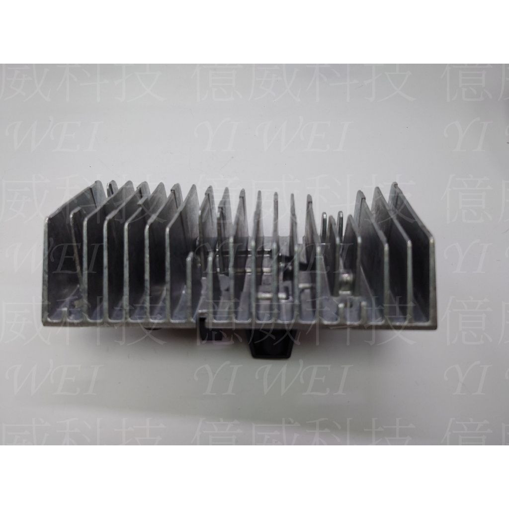 tw-11134207-7rbkc-m8zvhdx83w12a5