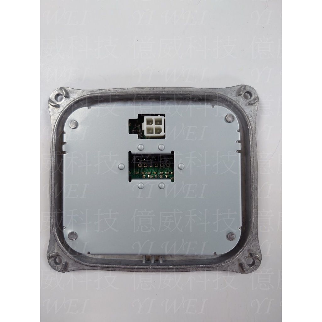 tw-11134207-7r98y-lusob2vathajb7