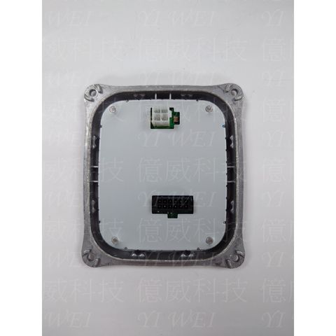 tw-11134207-7r98x-lusob2vath4mc7