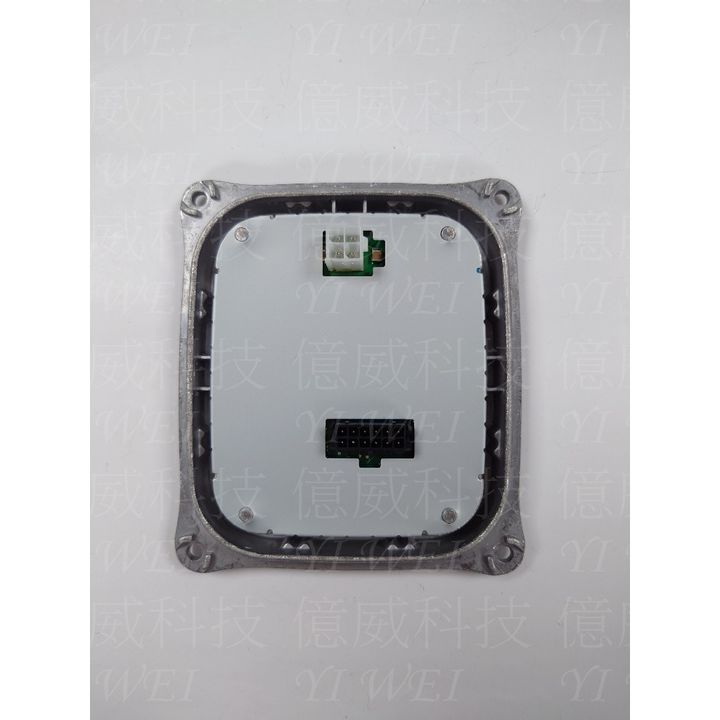 tw-11134207-7r98x-lusob2vath4mc7