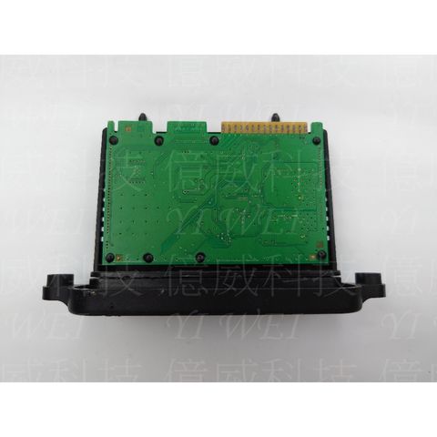 tw-11134207-7rasf-m0mj0rfno8gjc1