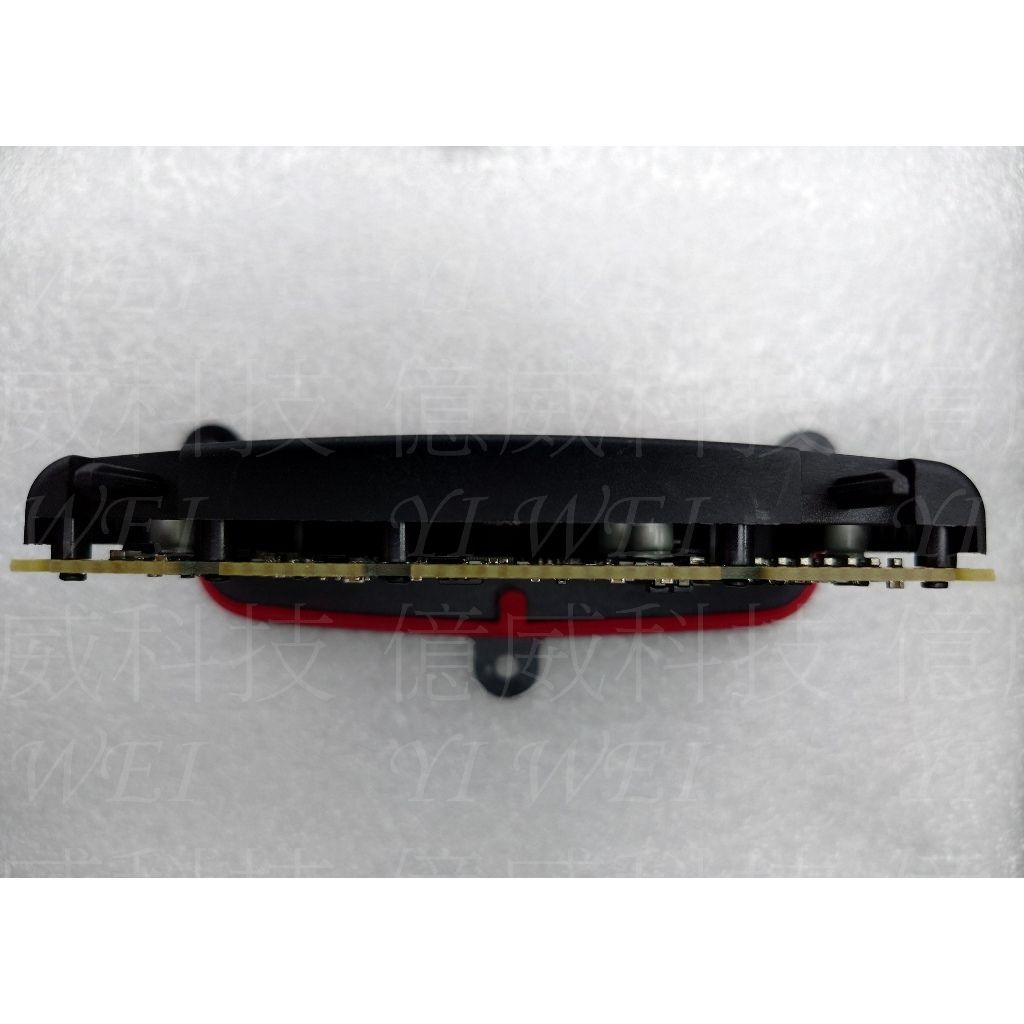 tw-11134207-7rbk3-m6wgb8svaaagb3