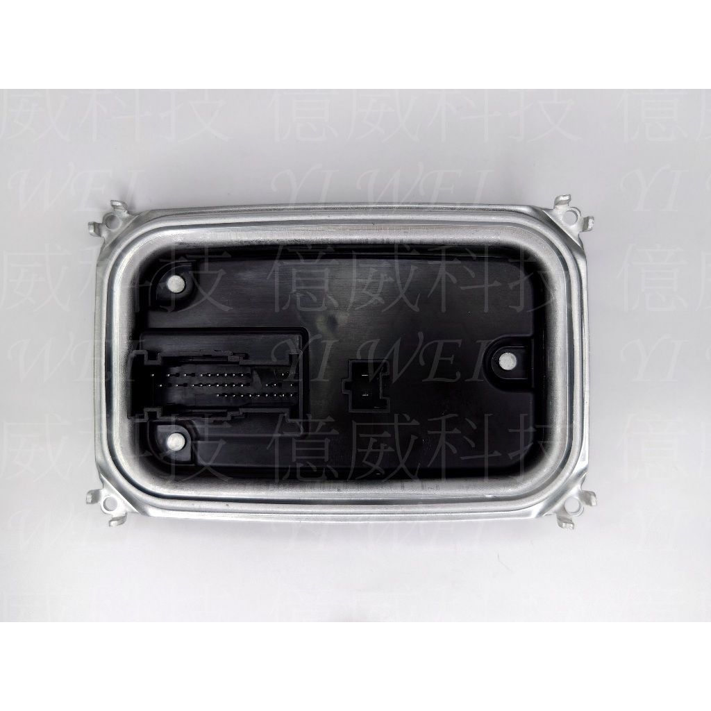 tw-11134207-7rbk7-m763af3rnes81a