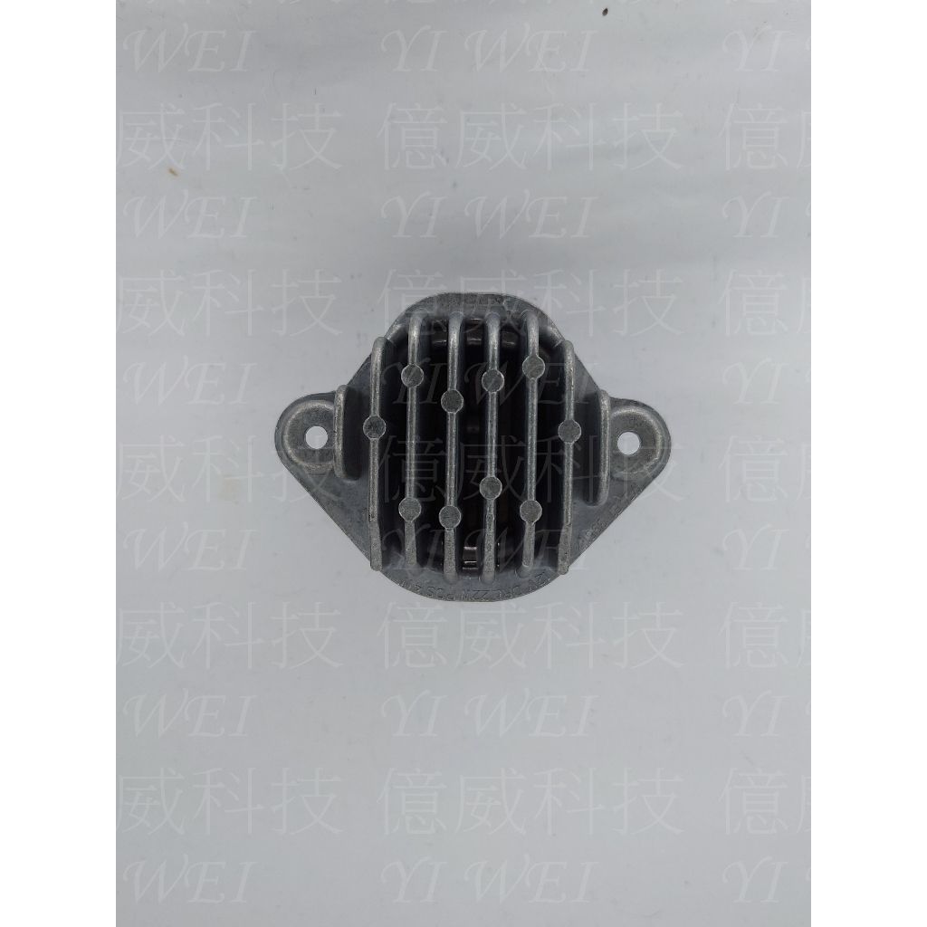 tw-11134207-7rasi-m3llet4i3y8q6b