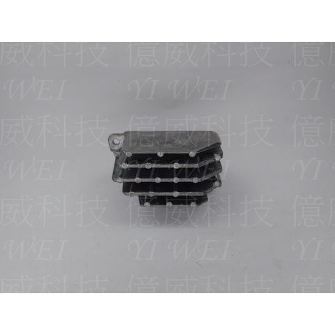 tw-11134207-7rasf-m3kfoknado9m02