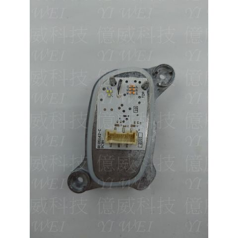 tw-11134207-7rasf-m306kquiyxt054