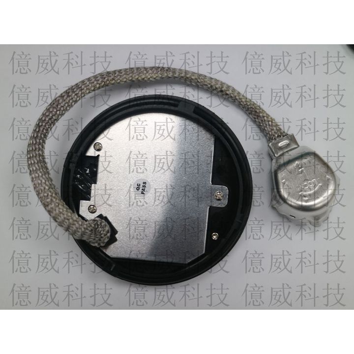 tw-11134207-7r98v-lp96ykf95lbr31