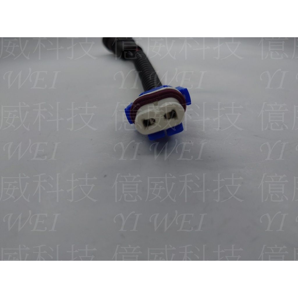 tw-11134207-7rasm-m0licp7qq50n47