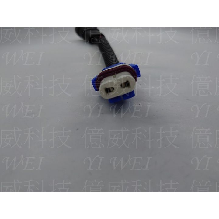 tw-11134207-7rasm-m0licp7qq50n47
