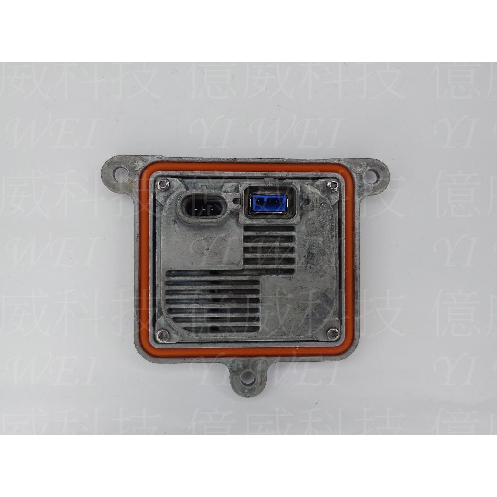 tw-11134207-7rask-m3c0g1rqr3vxec