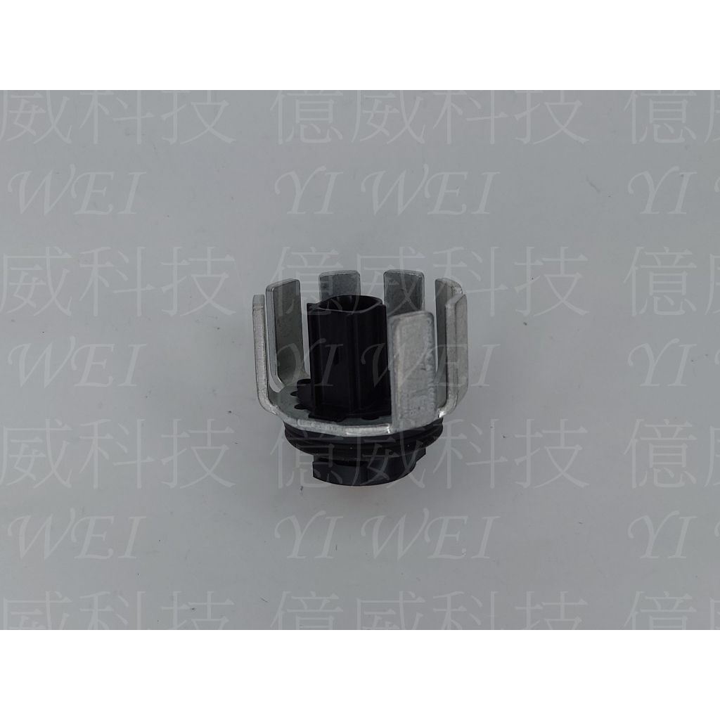 tw-11134207-7rasj-m3bllb0jwifr78