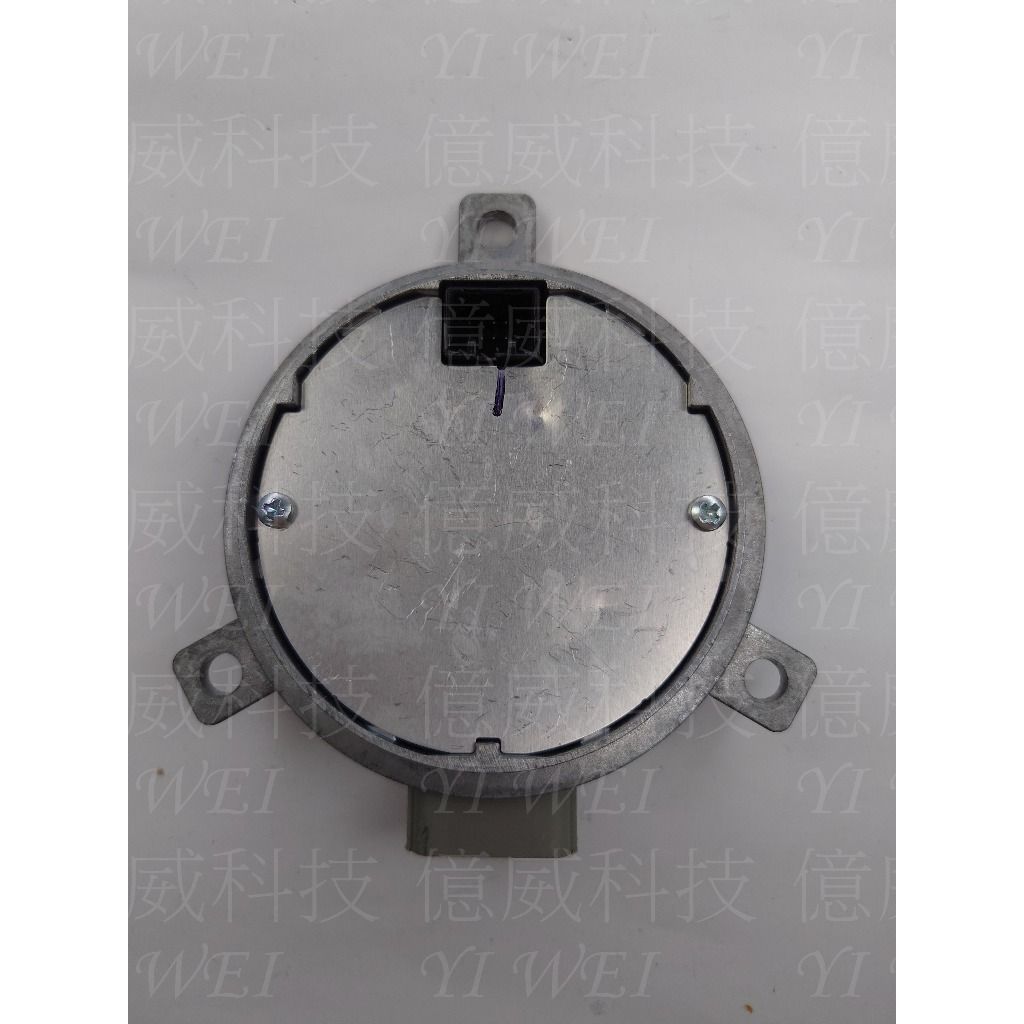 tw-11134207-7rasf-m2j174rkqv4qcc