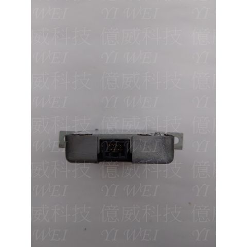 tw-11134207-7rash-m2c1dvibek2i49