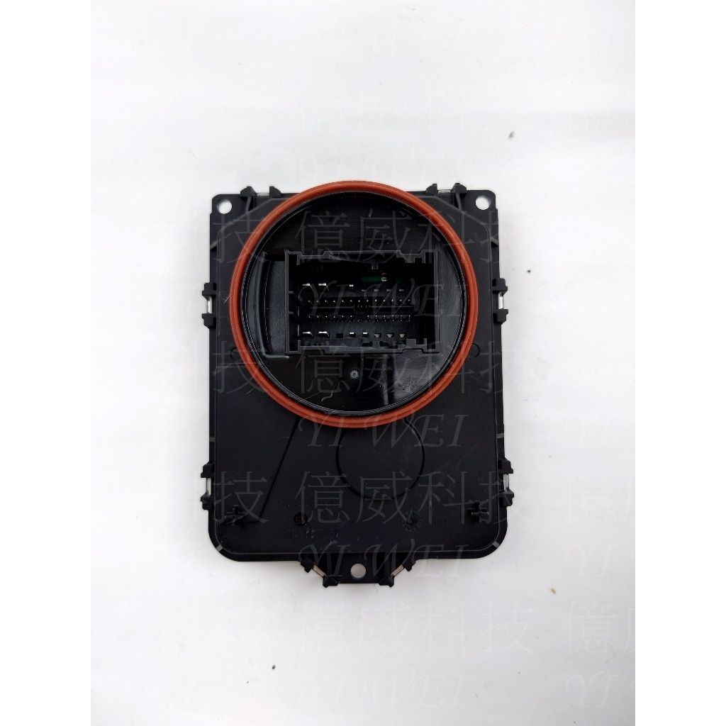 tw-11134207-7ras9-m2rm4hzgvjpn64