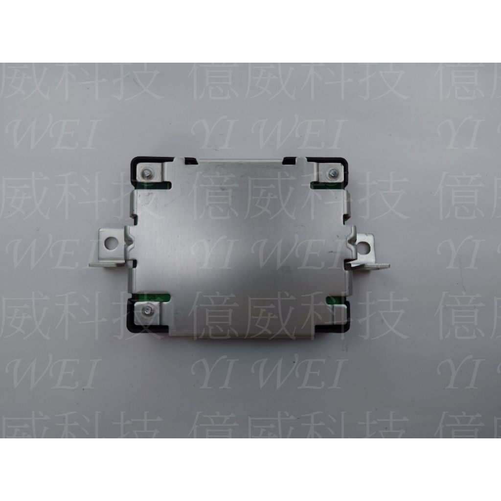 tw-11134207-7rase-m2c9hog0pa8q38