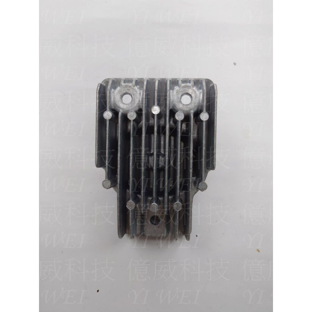 tw-11134207-7ras8-m2tg3fa3xqwb7e