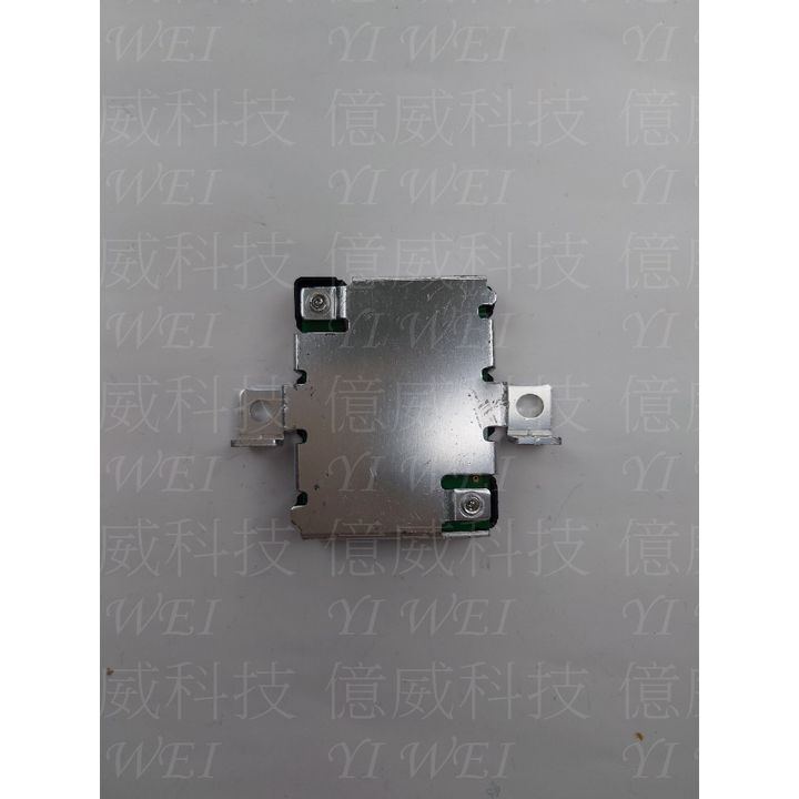 tw-11134207-7rasg-m2c9eq3aarkq2f