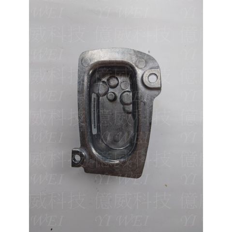 tw-11134207-7rasj-m2ued4dyqeej80