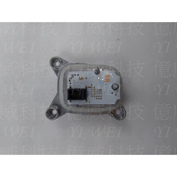 tw-11134207-7rasi-m157gz3bb7bsf6