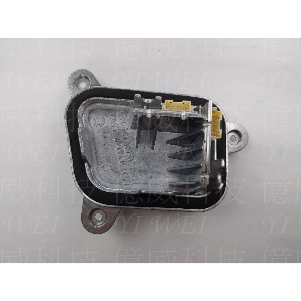 tw-11134207-7rasj-m188b0b0y0mf22