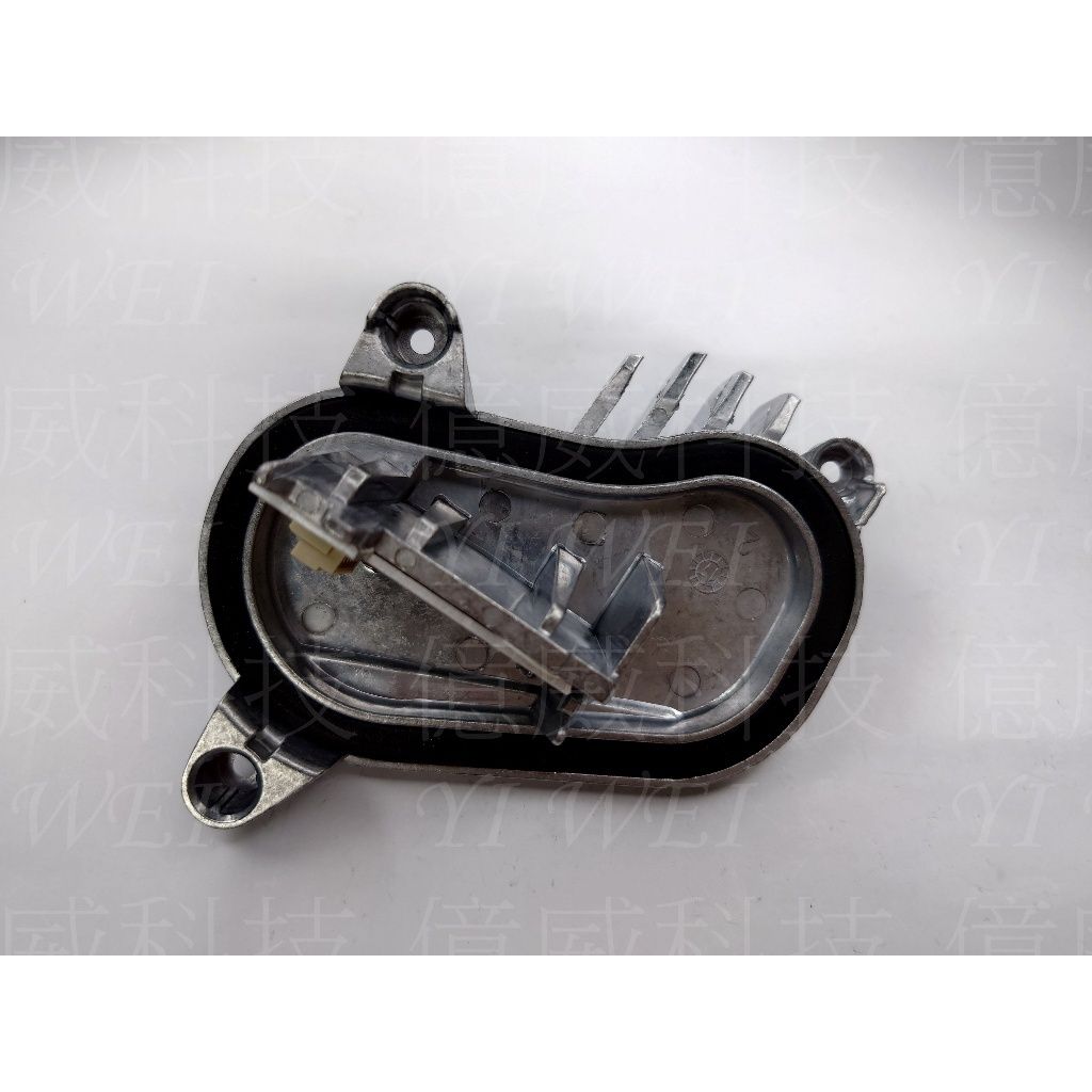 tw-11134207-7rasj-m1clp71swems85