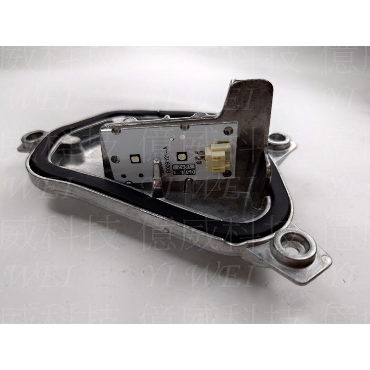 tw-11134207-7rasm-m1c7ph2np7o4e6