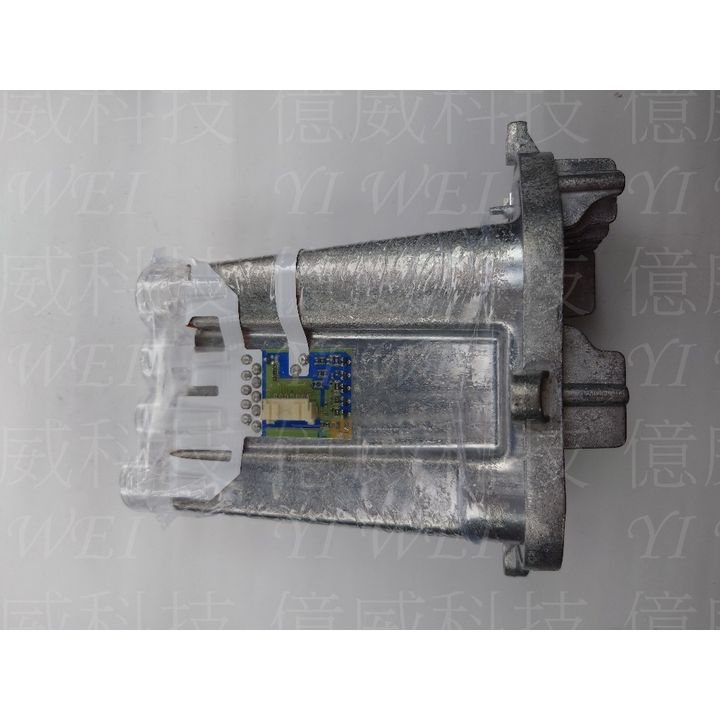 tw-11134207-7rasb-m1c5z521l4b82b