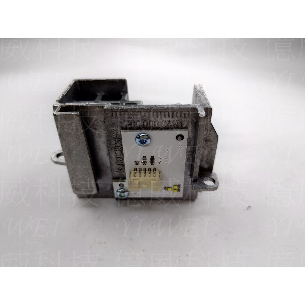 tw-11134207-7rasi-m1ccnt5aqmfoa4