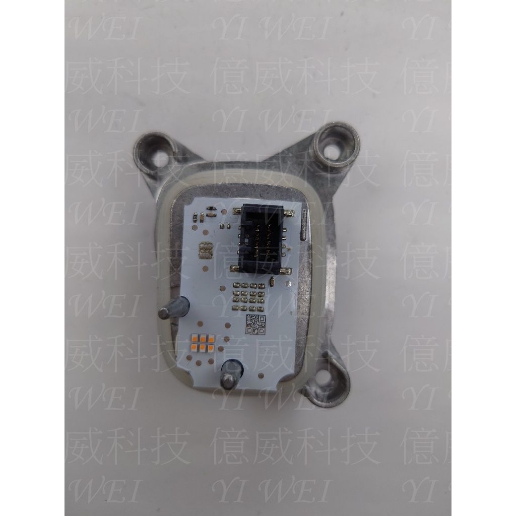 tw-11134207-7rasi-m153lsd9wcdj8c