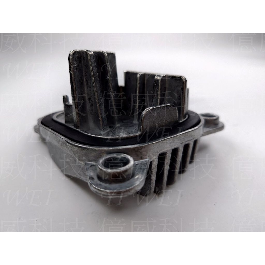 tw-11134207-7rasj-m15f3kv6ptiff4