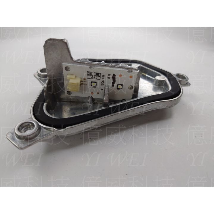 tw-11134207-7rasc-m1c7fgnl61yq0e