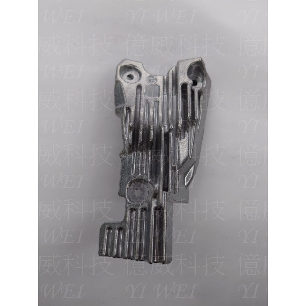 tw-11134207-7rasi-m0jtx9nw0gyv1d