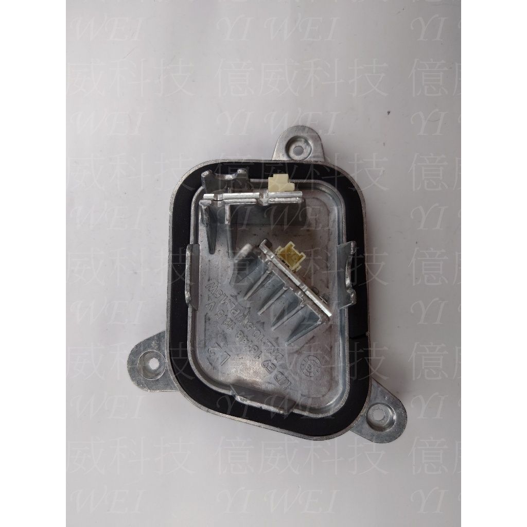 tw-11134207-7rask-m15iaue6chco2d