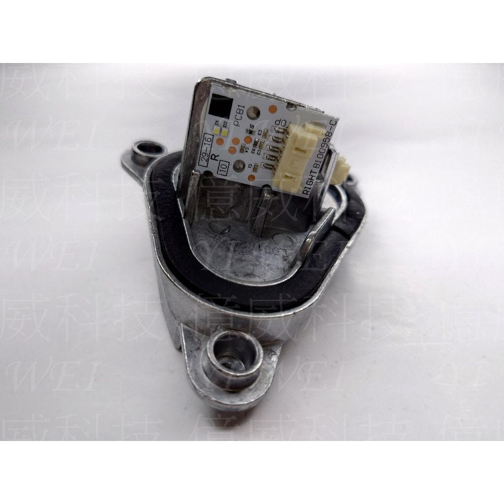 tw-11134207-7rase-m0yb4x8tvpkq49