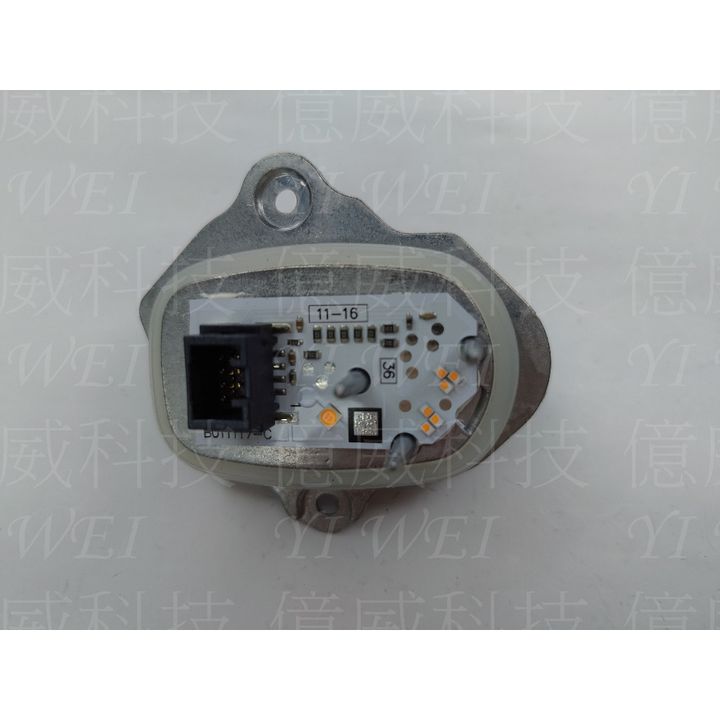 tw-11134207-7ras9-m18bjzgmcm3c6b