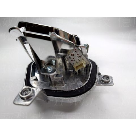 tw-11134207-7ras9-m189irg5ybhje3