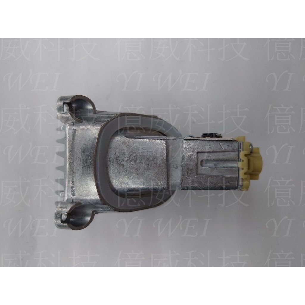 tw-11134207-7ras8-m0yaghird8oq8a