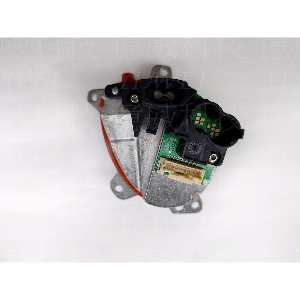 tw-11134207-7r98o-m04d8oqaq30zbe