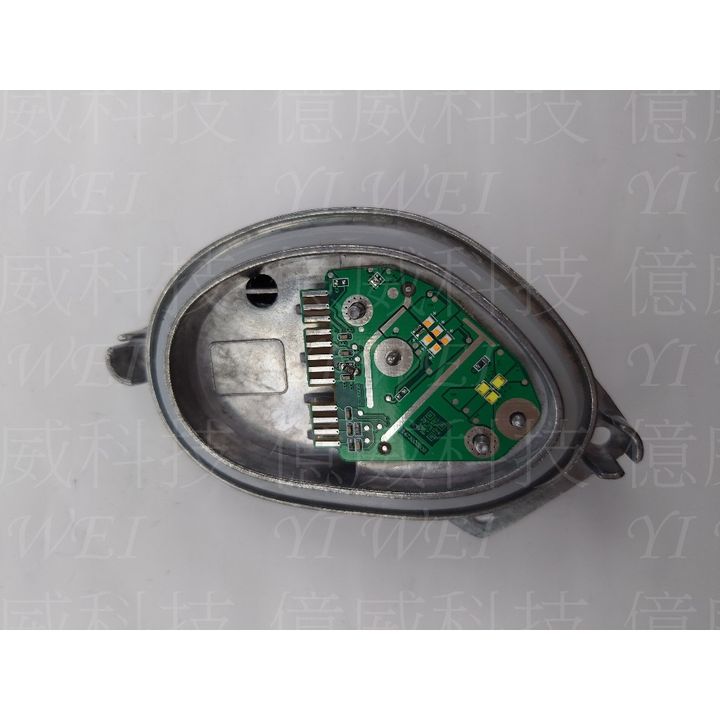 tw-11134207-7r98w-m04cixv92pd371