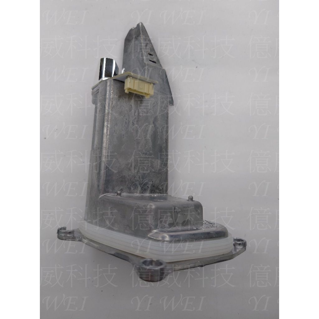 tw-11134207-7rasb-m0jzl8pqdwibd7