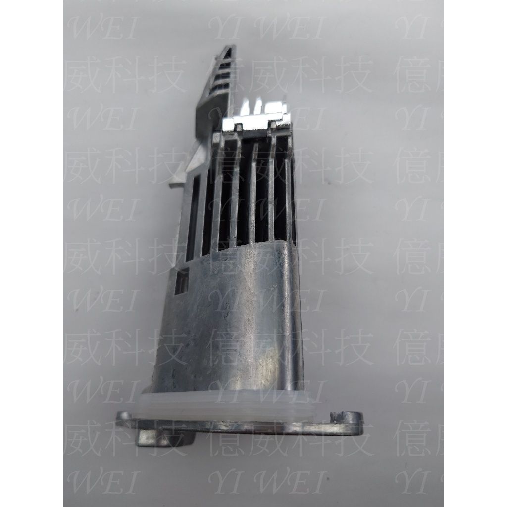 tw-11134207-7rasd-m0jzl8pqgpn73b