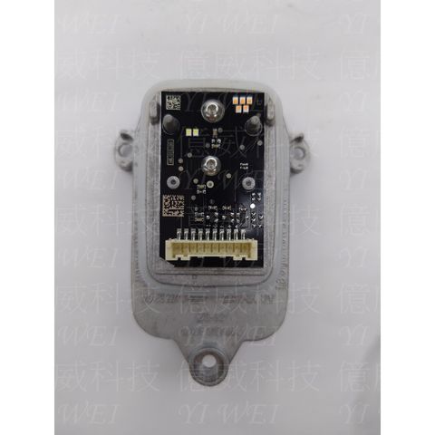 tw-11134207-7r98u-m040x732zbaf8f