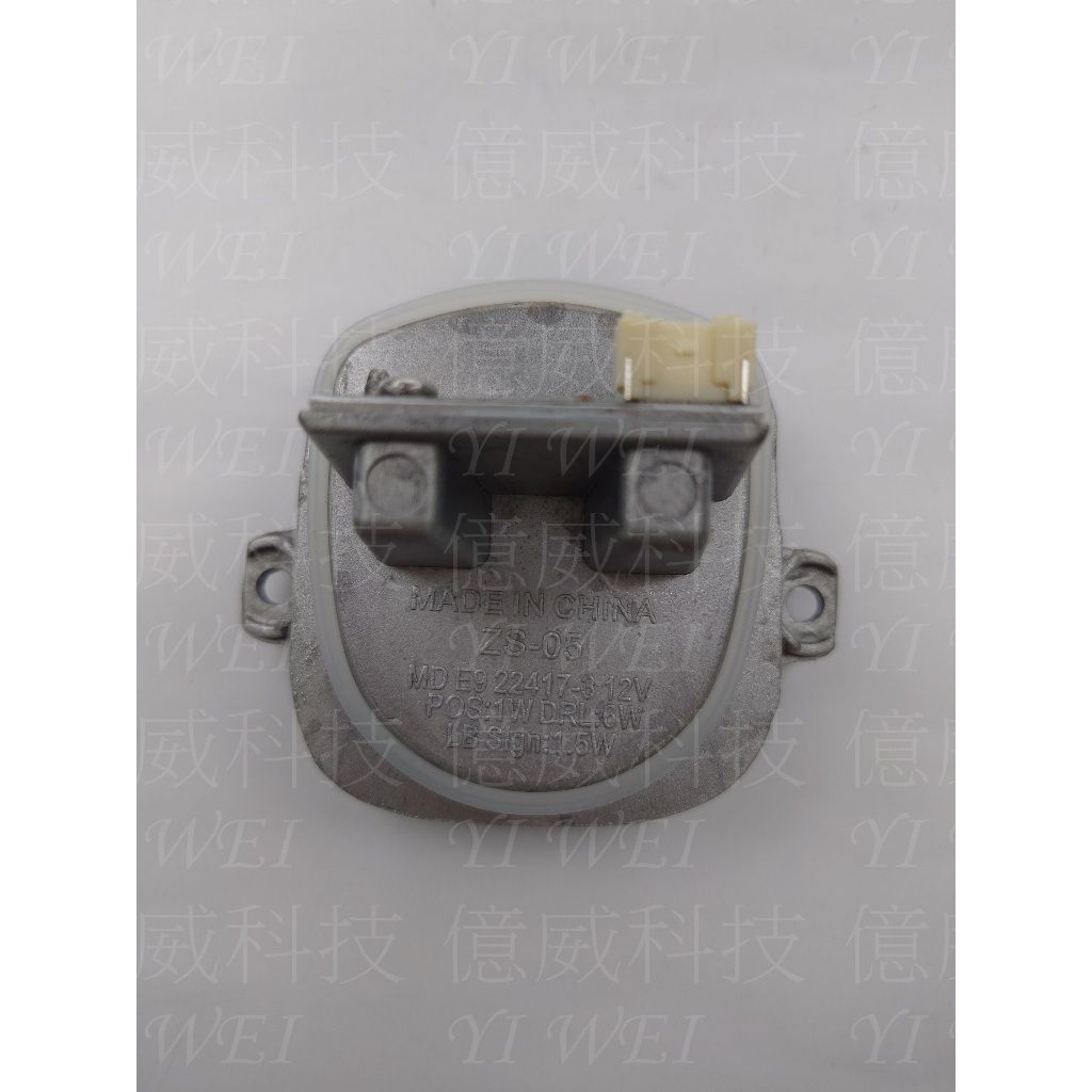 tw-11134207-7r98s-m040b1j1n10n38