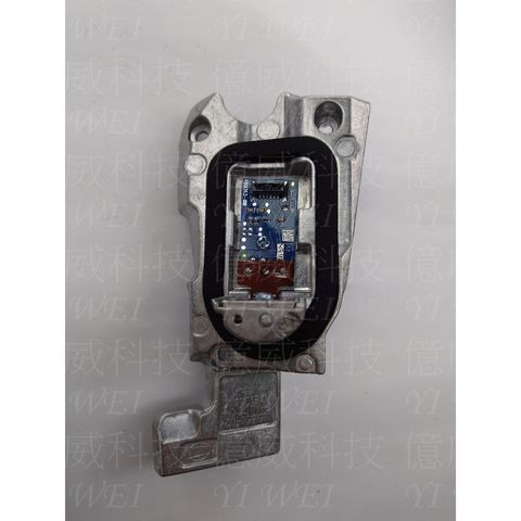 tw-11134207-7rasa-m0judstz202b29