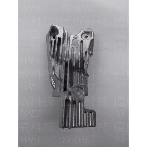 tw-11134207-7rasd-m0judstz1zoncb