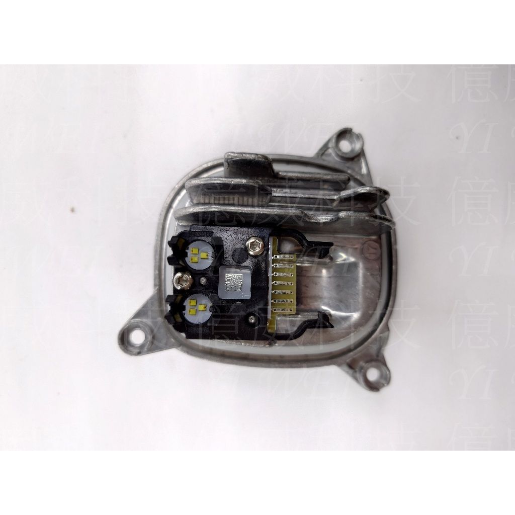 tw-11134207-7rasc-m0jrdi3oex8z54