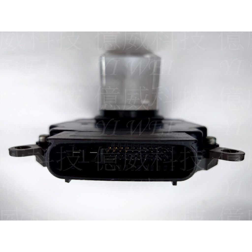 tw-11134207-7rasf-m0s6i2lcd6g7a6